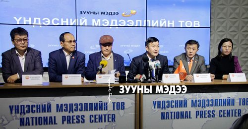 Монгол Улсын нутаг дэвсгэрийн 30 хувь нь ямар нэгэн лицензгүй
